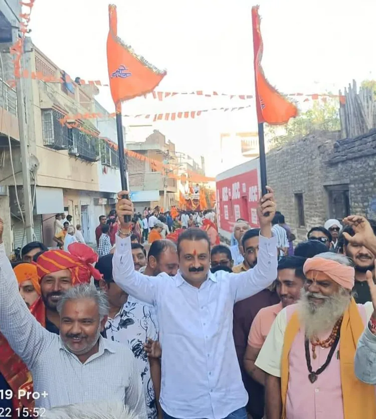 અંબરીશભાઈ ડેરનું કોંગ્રેસના તમામ પદો પરથી રાજીનામુ.